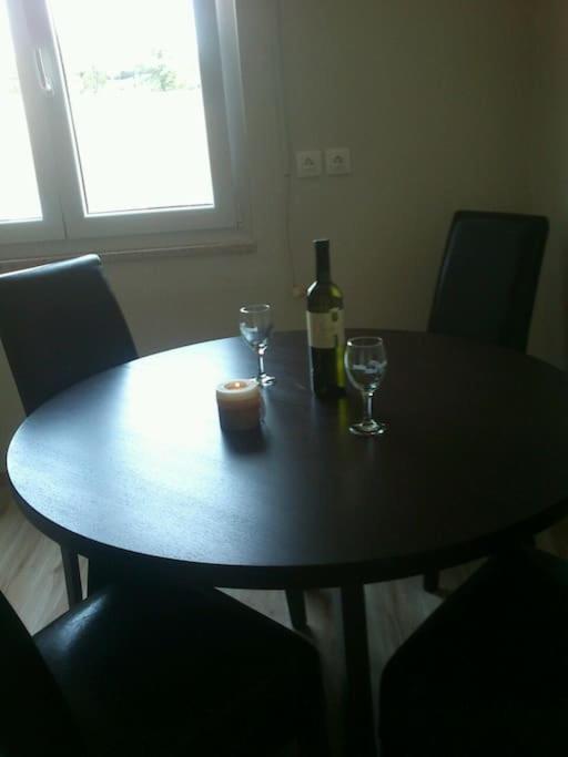 Five Minutes From City Center Apartment Pula